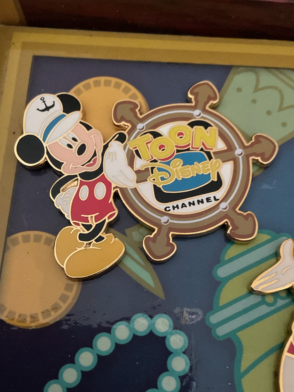 NWOT Disney Toon Treasure Box - Red and Gold Trim - Picture 5 of 5